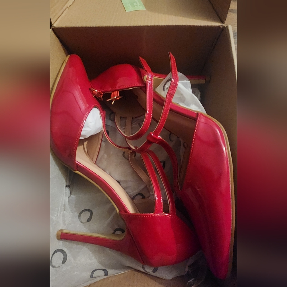 Womens pumps